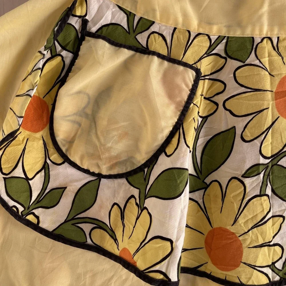 Vintage 70s Yellow Daisy Floral Half‎ Waist Apron Womens One Size Retro Kitchen